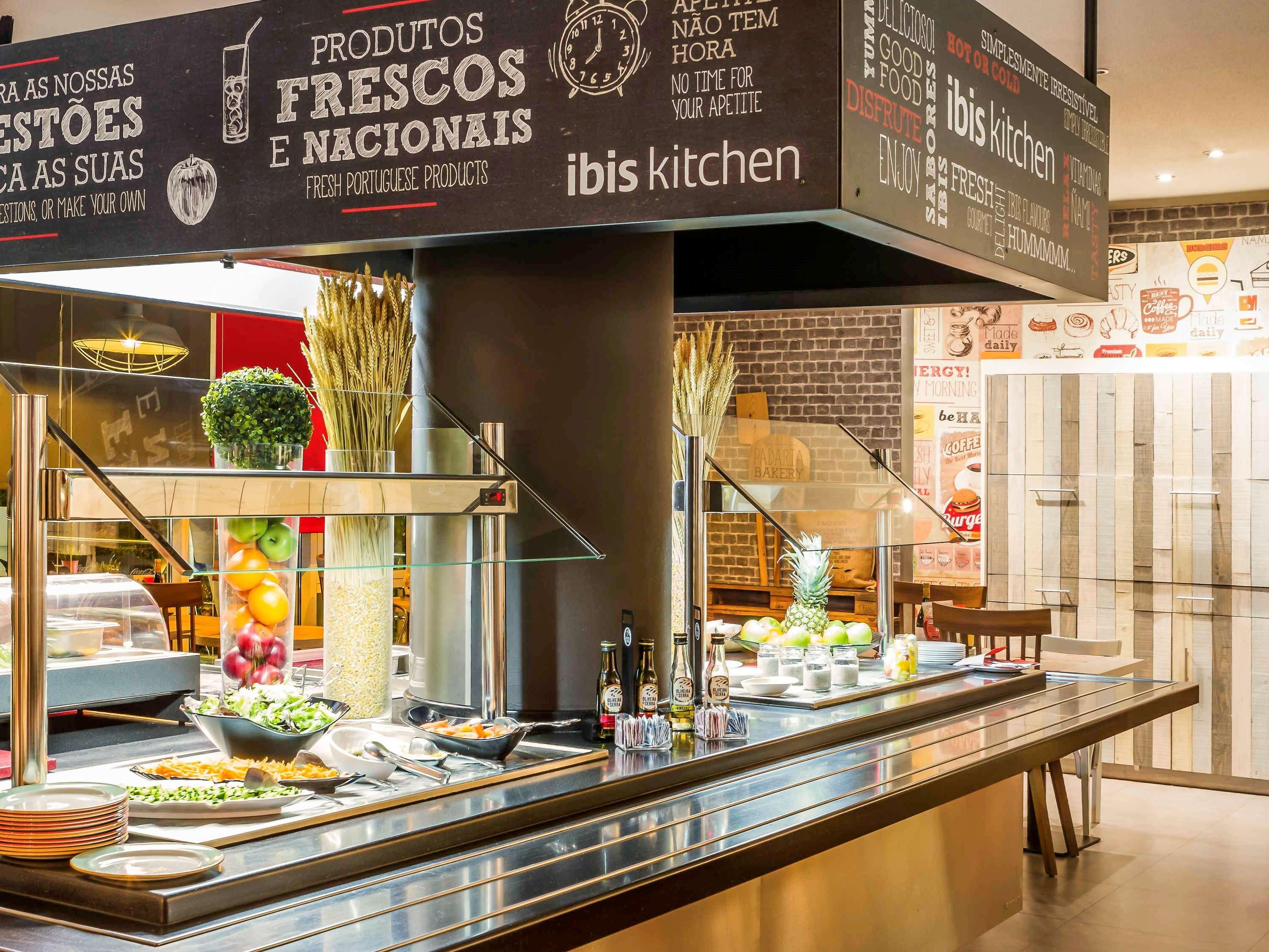Hotel Ibis Lisboa Alfragide Amadora Eksteriør billede